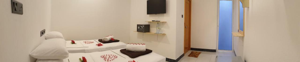 Sky Inn Thoddoo Esterno foto